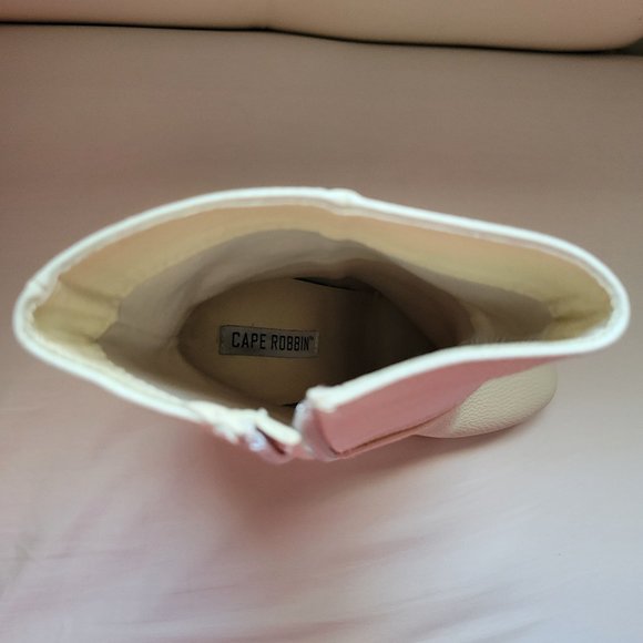 Cape Robbin Boots - Picture 9 of 11